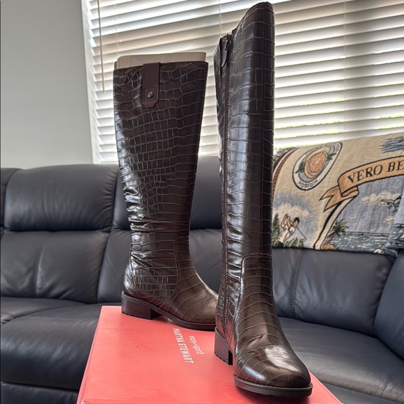 Easy Spirit Martha Stewart Brown Knee Boots with Textured Leather - Picture 2 of 4